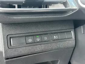 Peugeot 3008 thumbnail 18
