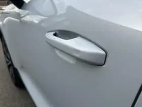 Volvo XC40 thumbnail 15