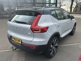 Volvo XC40 thumbnail 4