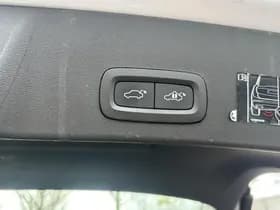 Volvo XC40 thumbnail 5