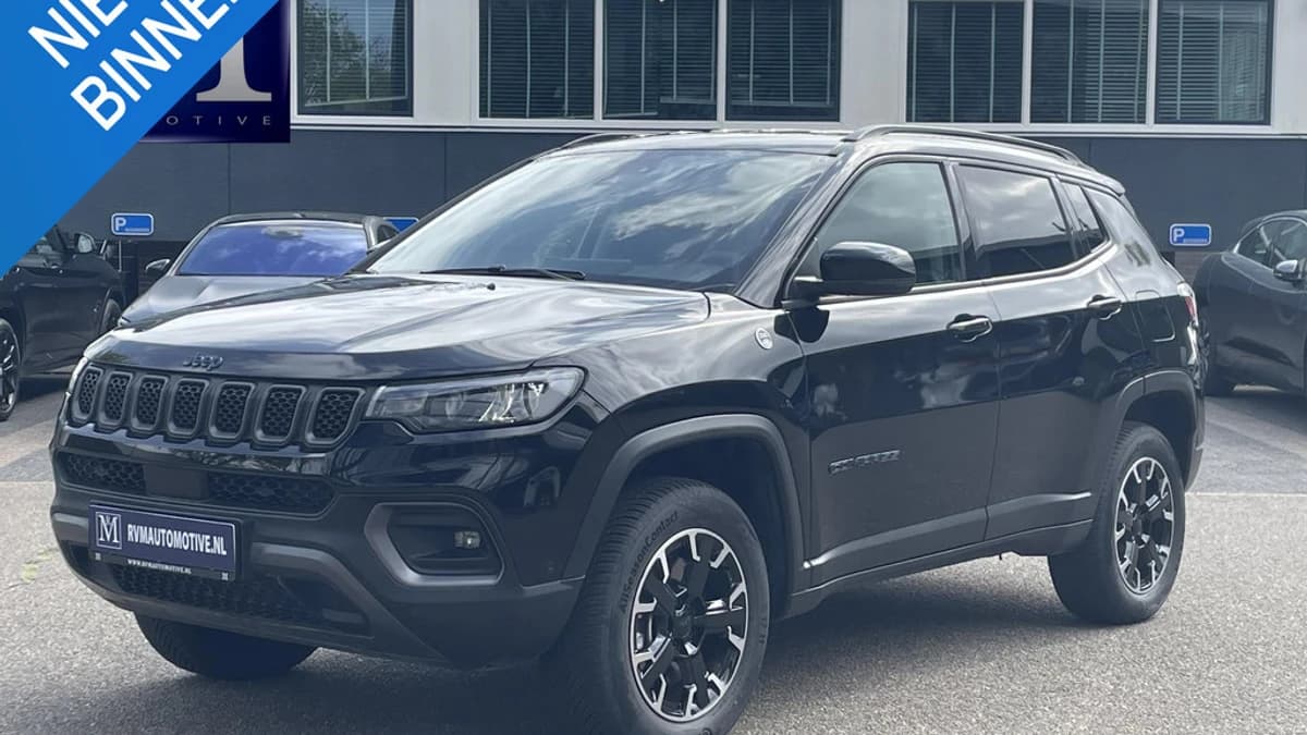 Jeep Compass — foto 1