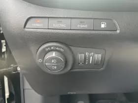 Jeep Compass thumbnail 25