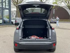 Peugeot e-2008 thumbnail 6