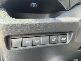 Toyota RAV4 thumbnail 16