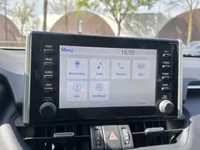 Toyota RAV4 thumbnail 19