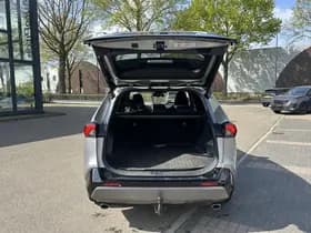 Toyota RAV4 thumbnail 8