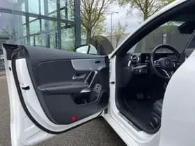 Mercedes-Benz CLA-Klasse thumbnail 12