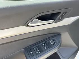 Volkswagen Golf thumbnail 18