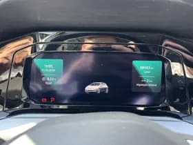 Volkswagen Golf thumbnail 21