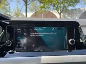 Volkswagen Golf thumbnail 26