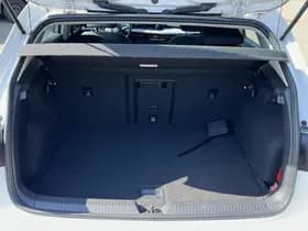 Volkswagen Golf thumbnail 9