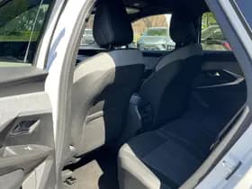 Peugeot e-3008 thumbnail 9