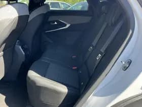 Peugeot e-3008 thumbnail 10