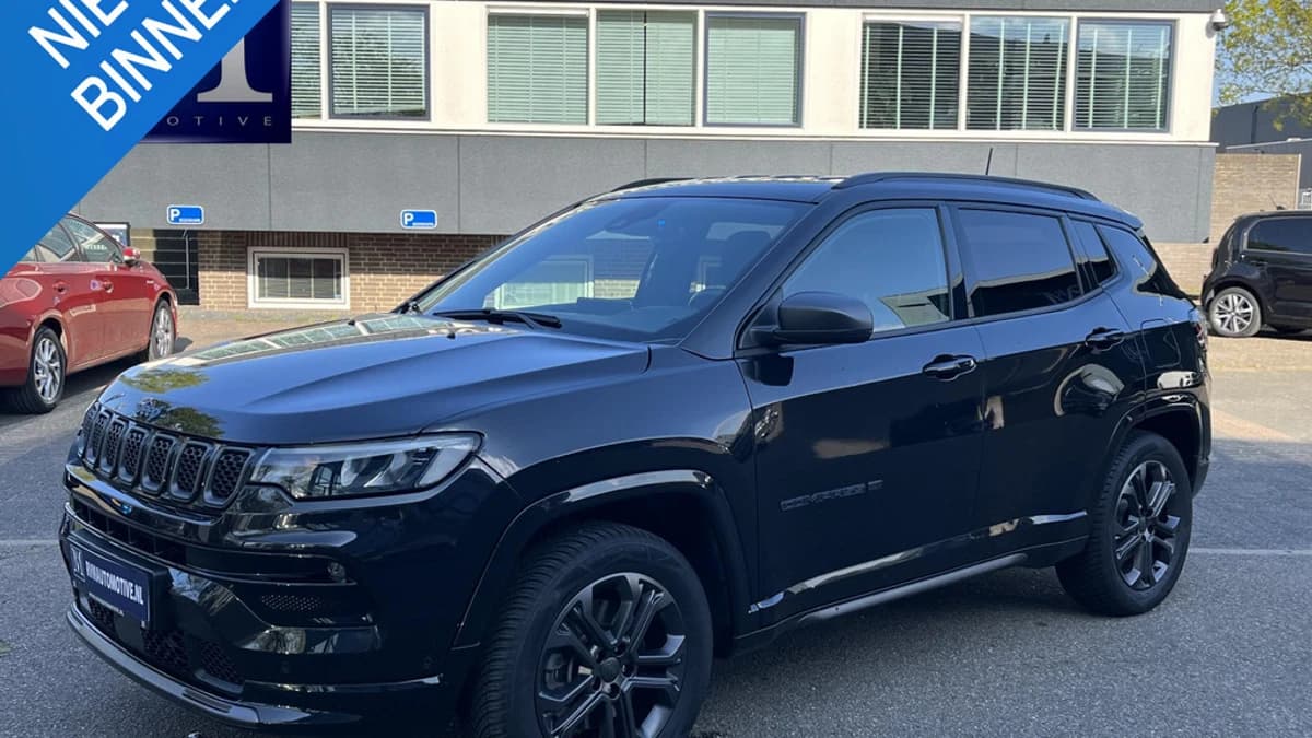 Jeep Compass — foto 1