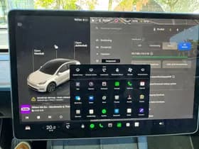 Tesla Model Y thumbnail 12