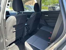 Nissan X-Trail thumbnail 8