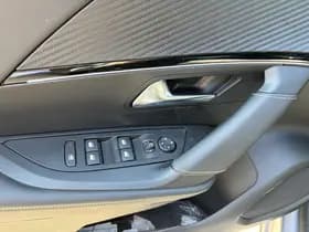 Peugeot e-2008 thumbnail 16