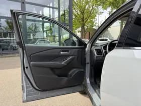 Nissan Qashqai thumbnail 15