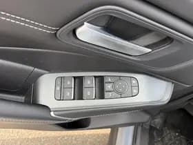 Nissan Qashqai thumbnail 18