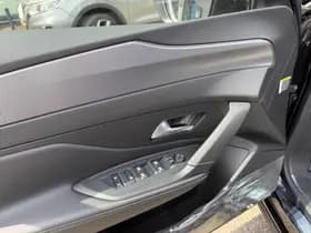 Peugeot e-408 thumbnail 18