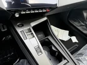 Peugeot e-408 thumbnail 23