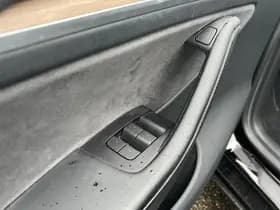 Tesla Model Y thumbnail 14