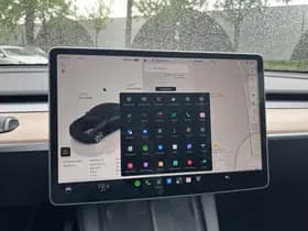 Tesla Model Y thumbnail 20