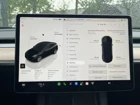 Tesla Model Y thumbnail 27