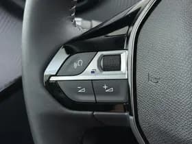 Peugeot e-208 thumbnail 26