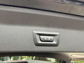 BMW iX3 thumbnail 10