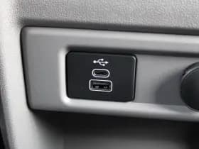 Ford Transit Custom 320 2.0 TDCI L2H1 Trend 170pk - Achterklep - Carplay - Android - LED koplampen - Stoelverwarming - 70l tank - Rijklaar thumbnail 35