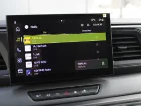 Renault Master T35 2.0 dCi 170pk L2H2 Extra - 2x Schuifdeur - Navigatie - Blind Spot - Camera - Stoelverwarming - Verwarmde voorruit - Rijklaar thumbnail 25