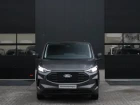 Ford Transit Custom 320 2.0 TDCI L2H1 Trend DC 136pk - Carplay - Android - Camera - LED koplampen - Stoel + Stuurverwarming - Rijklaar thumbnail 2