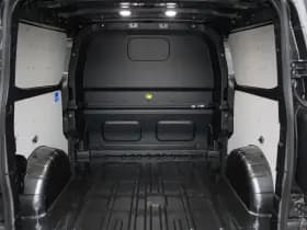 Ford Transit Custom 320 2.0 TDCI L2H1 Trend DC 136pk - Carplay - Android - Camera - LED koplampen - Stoel + Stuurverwarming - Rijklaar thumbnail 11