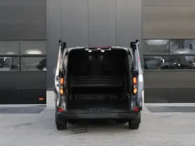 Ford Transit Custom 320 2.5 PHEV L2H1 Trend 232pk - 5 jaar GARANTIE - 2x Schuifdeur - Adaptive Cruise - Blind Spot - Navigatie - Camera - Verwarmd Stuur - Rijklaar thumbnail 8