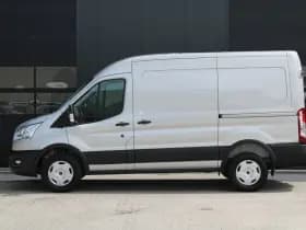 Ford Transit 350 2.0 TDCI L2H2 Trend 165pk - Facelift - 2x Schuifdeur - Adaptive Cruise - Navigatie - Blind Spot - 360 Camera - Stoel - Stuurverwarming - Rijklaar thumbnail 31