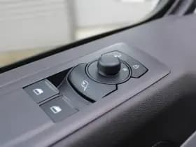 Ford Transit Custom 320 2.0 TDCI L2H1 Trend DC 136pk - Raptor Grill - Styling Pack - LM velgen - Betimmering - Camera - Trekhaak - LED koplampen - Rijklaar thumbnail 23