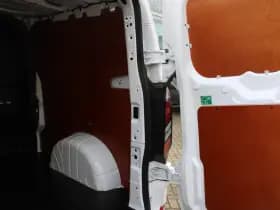 Ford Transit Custom 320 2.0 TDCI L2H1 Trend DC 136pk - Raptor Grill - Styling Pack - LM velgen - Betimmering - Camera - Trekhaak - LED koplampen - Rijklaar thumbnail 31