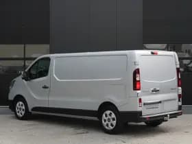 Renault Trafic 2.0 Blue dCi 150pk T30 L2H1 Advance - Achteruitrijcamera - Carplay - Android - Allseason - Trekhaak - Rijklaar thumbnail 29