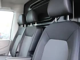 Volkswagen Crafter 35 2.0 TDI L3H2 177pk - Facelift - Navigatie - LED - Geveerde stoel - Virtual cockpit - Camera - Verwarmd stuur - Stoelverwarming - Rijklaar thumbnail 12