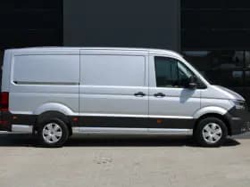 Volkswagen Crafter 35 2.0 TDI L3H2 177pk - Facelift - Navigatie - LED - Geveerde stoel - Virtual cockpit - Camera - Verwarmd stuur - Stoelverwarming - Rijklaar thumbnail 4