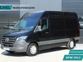 Mercedes-Benz Sprinter 317CDI L2H2 Select - LED - Mbux 10 - 3.5t Trekhaak - Geveerde Stoel - Betimmering - Camera - Carplay - Blind spot - Cruise - Rijklaar