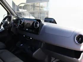 Mercedes-Benz Sprinter 317CDI L2H2 Select - LED - Mbux 10 - 3.5t Trekhaak - Geveerde Stoel - Betimmering - Camera - Carplay - Blind spot - Cruise - Rijklaar thumbnail 40