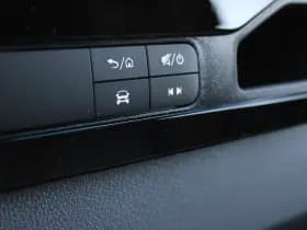 Mercedes-Benz Sprinter 317CDI L2H2 Select - LED - Mbux 10 - 3.5t Trekhaak - Geveerde Stoel - Betimmering - Camera - Carplay - Blind spot - Cruise - Rijklaar thumbnail 31