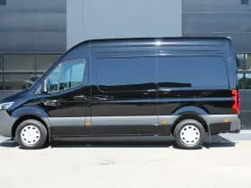 Mercedes-Benz Sprinter 317CDI L2H2 Select - LED - Mbux 10 - 3.5t Trekhaak - Geveerde Stoel - Betimmering - Camera - Carplay - Blind spot - Cruise - Rijklaar thumbnail 9