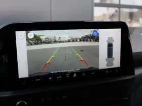 Ford Transit Custom 320 2.0 TDCI L2H1 Limited 150pk - Adaptive Cruise - Verwarmd stuur - Blind spot - Navigatie - Camera - Draadloos laden - Rijklaar thumbnail 14