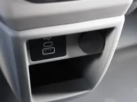 Ford Transit Custom 320 2.0 TDCI L2H1 Limited 150pk - Adaptive Cruise - Verwarmd stuur - Blind spot - Navigatie - Camera - Draadloos laden - Rijklaar thumbnail 37