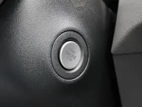 Volkswagen Crafter 30 2.0 TDI L3H3 140pk - Navigatie - DAB - Geveerde Stoel - Camera - Carplay - Rijklaar thumbnail 29