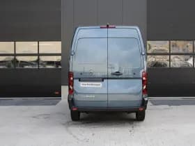 Renault Master T35 2.0 dCi 170pk L2H2 Extra - Navigatie - Blind Spot - Camera - Stoelverwarming - Verwarmde voorruit - Rijklaar thumbnail 12