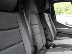 Renault Master T35 2.0 dCi 170pk L2H2 Extra - Navigatie - Blind Spot - Camera - Stoelverwarming - Verwarmde voorruit - Rijklaar thumbnail 8